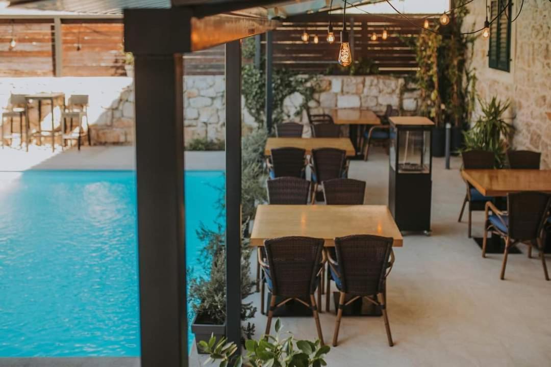 Hostel Scala Šibenik Kültér fotó